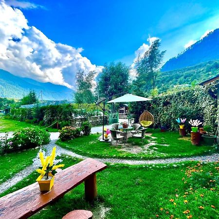 Hotel Himalayan River- Riverside Hotel Маналі Екстер'єр фото